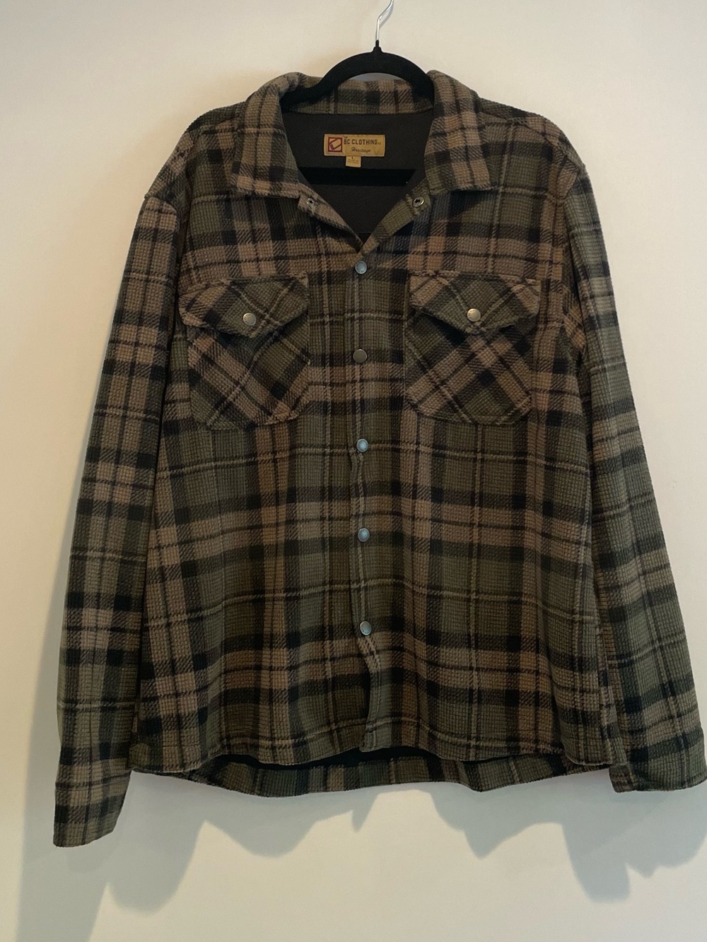 Men's Green Plaid Snap-Front Shacket for Fall - size L